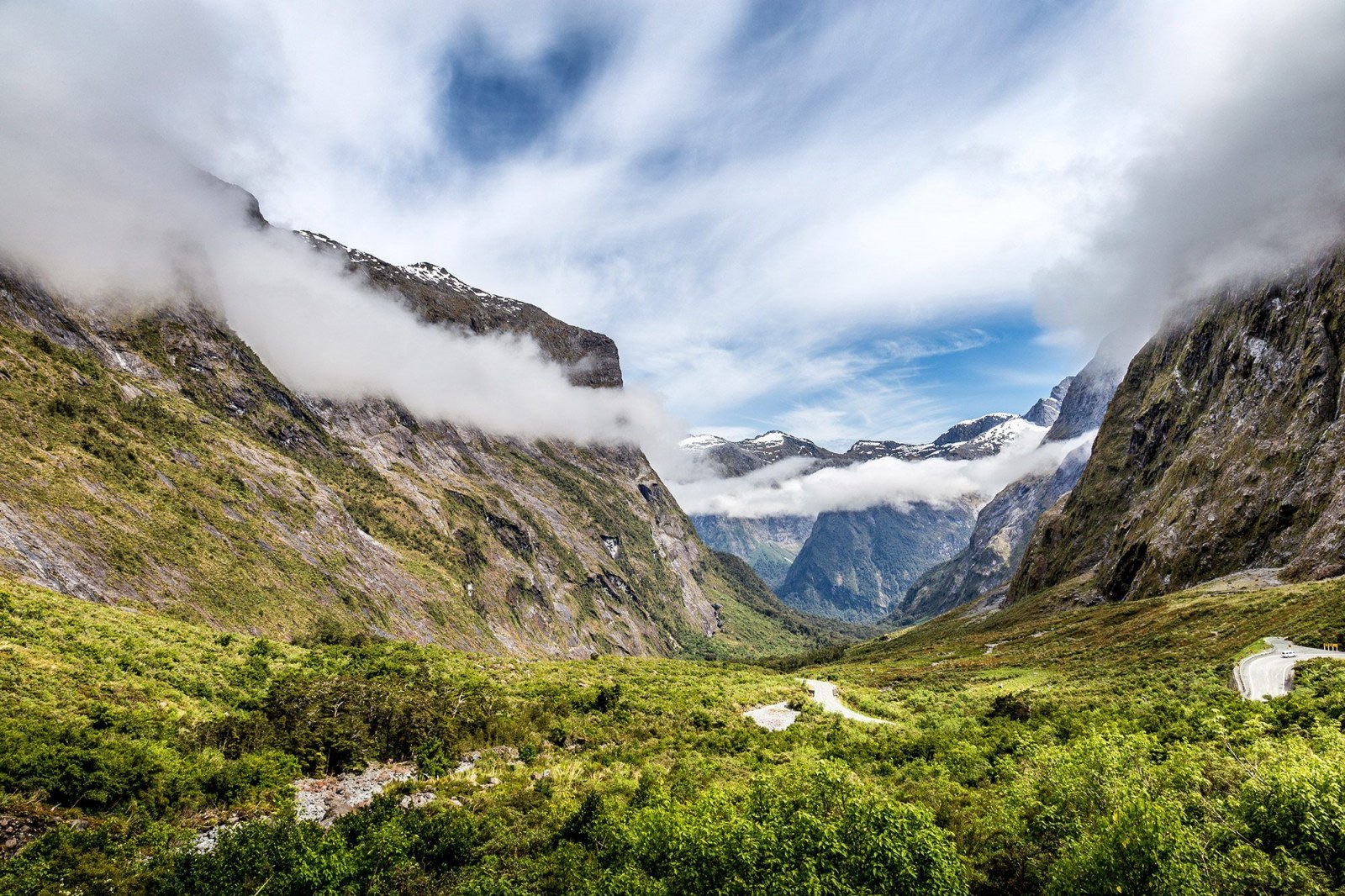 Road to Milford, New Zealand, Supplier