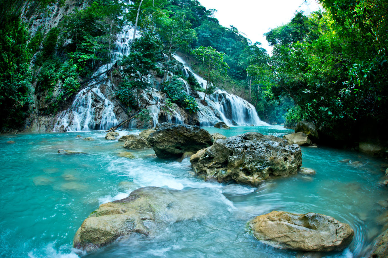 Lapopu waterfall, Sumba, Indonesia, Supplier Photo (Destination Asia)