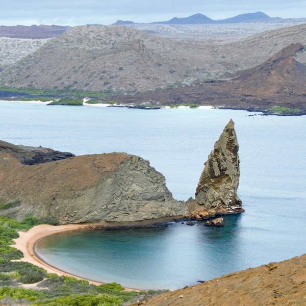 Galapagos Adventure: Land-Based (9 days)