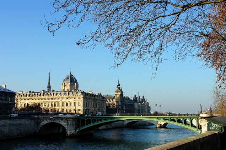 Pont Notre-Dame, Paris, France, Pixabay.com