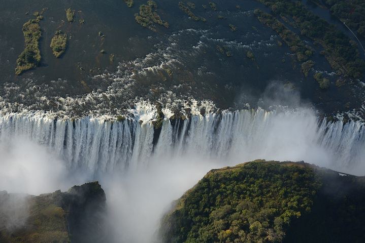 Vitoria falls, Livingstone, Africa, Pixabay.com