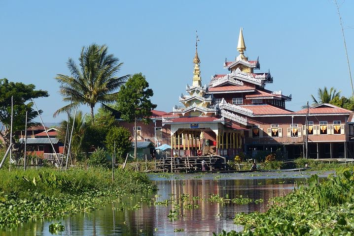 Temple, Inle Lake Region, Myanmar, Pixabay.com
