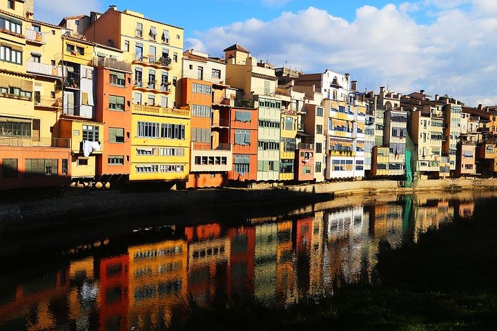 Girona, Barcelona, Spain, Pixabay.com