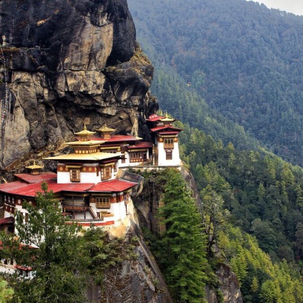 Bhutan’s Culture & History (10 days)