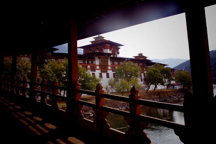 Punakha Dzong, Bhutan, Pixabay.com