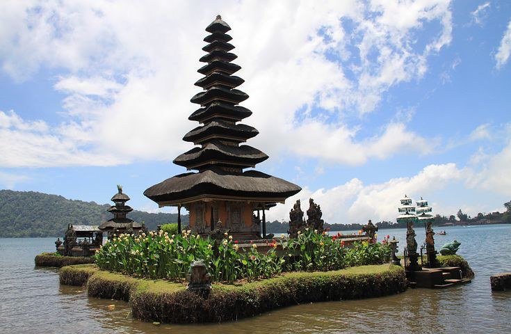 Water Lake, Bali, Indonesia, Pixabay.com